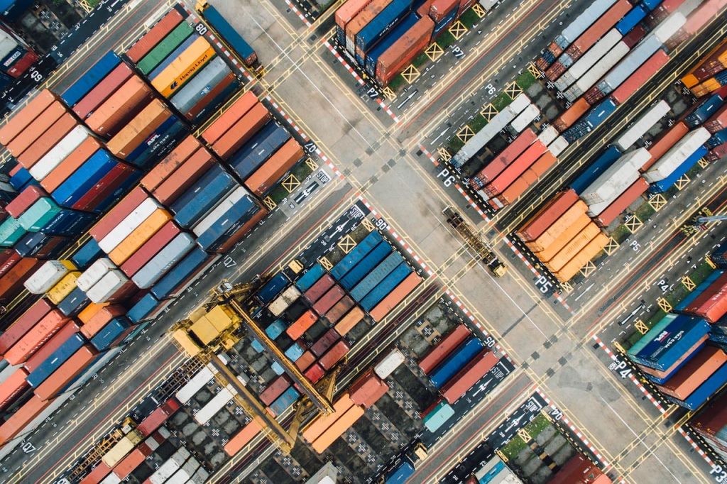 Pelabuhan Terminal Peti Kemas Tampak dari Atas