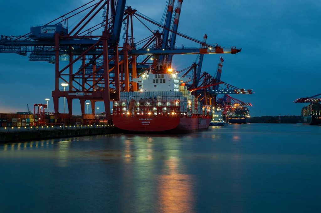 pelabuhan terminal peti kemas